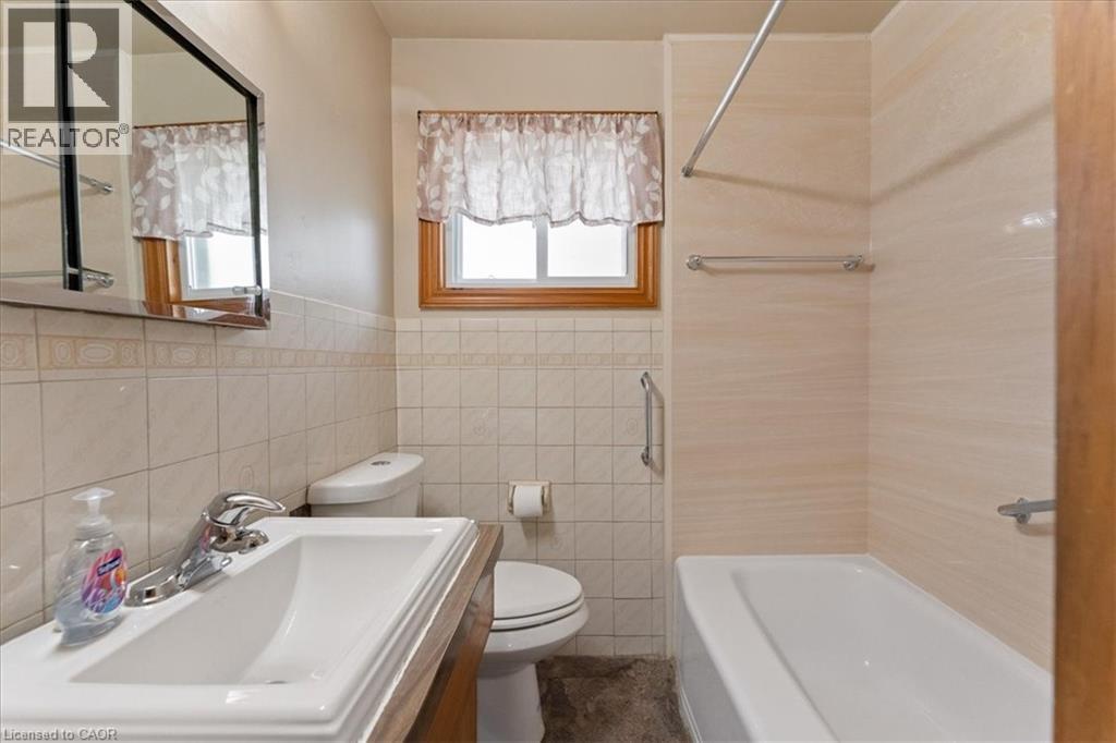 507 Upper Paradise Road, Hamilton, Ontario  L9C 5E2 - Photo 18 - 40770253