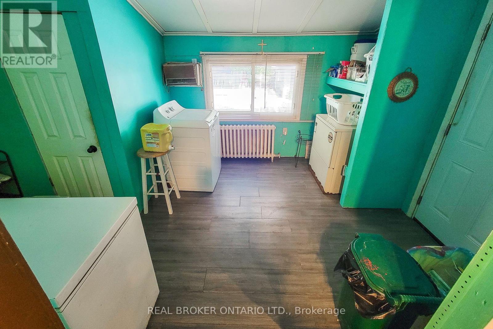 5685 Robinson Street, Niagara Falls, Ontario  L2G 2B1 - Photo 19 - X12397289