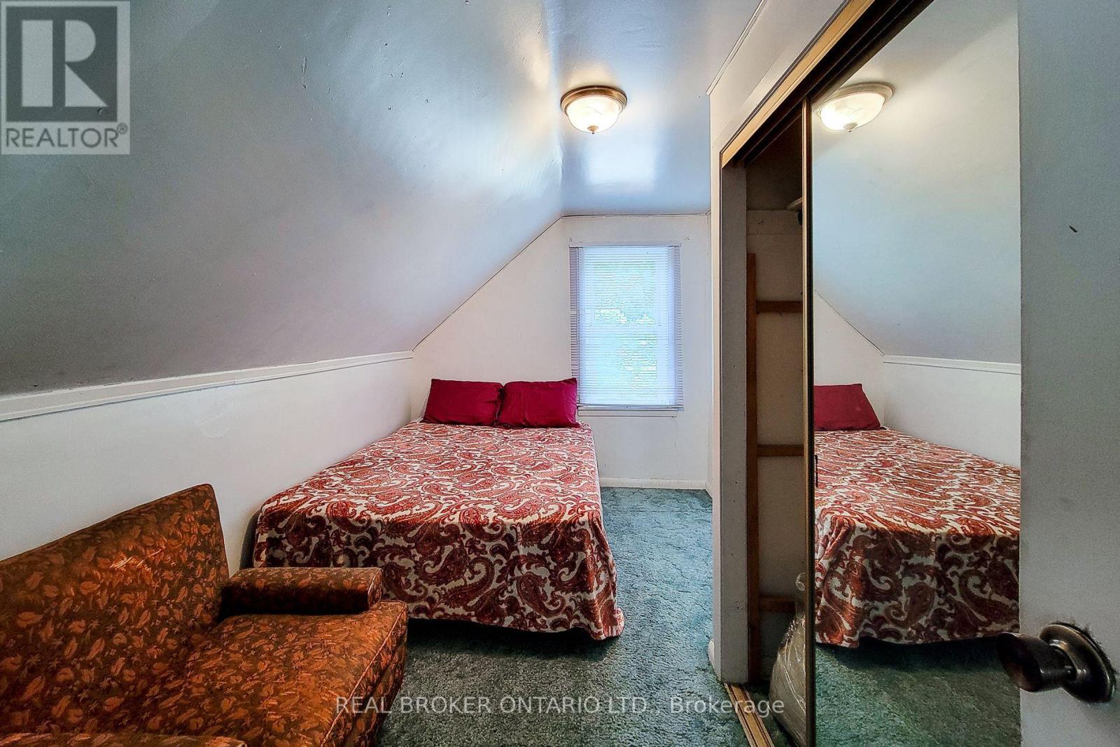 5685 Robinson Street, Niagara Falls, Ontario  L2G 2B1 - Photo 26 - X12397289