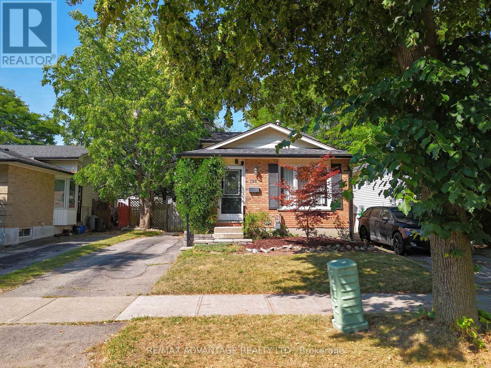 126 Olympic Crescent, London North, Ontario  N6G 3P7 - Photo 3 - X12405921