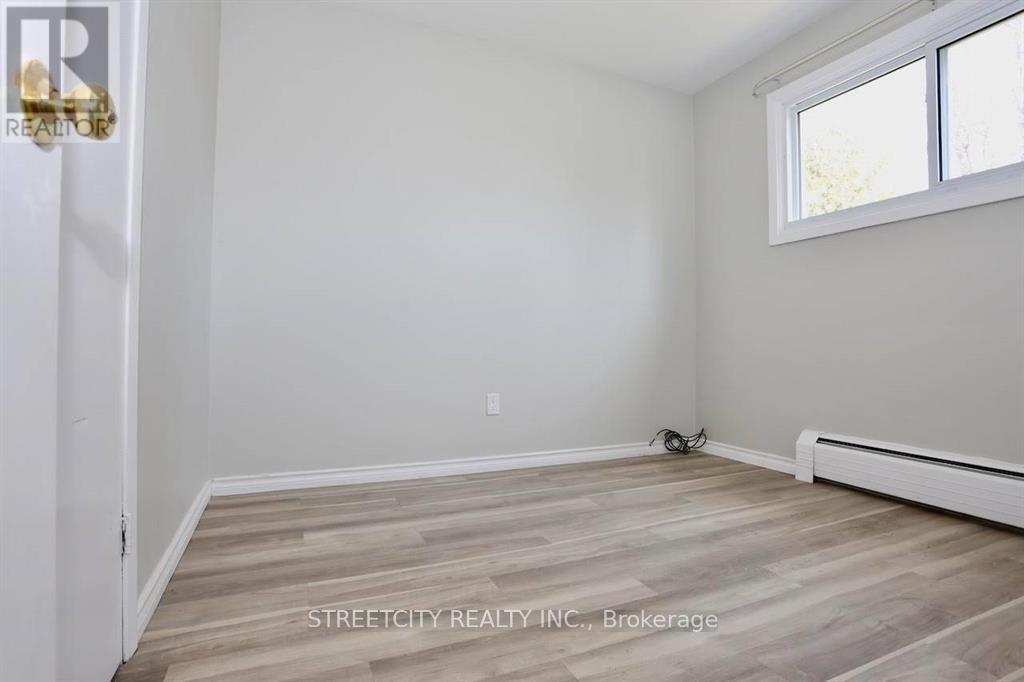 3 - 394 Thiel Street, London East, Ontario  N5W 4P8 - Photo 12 - X12406031