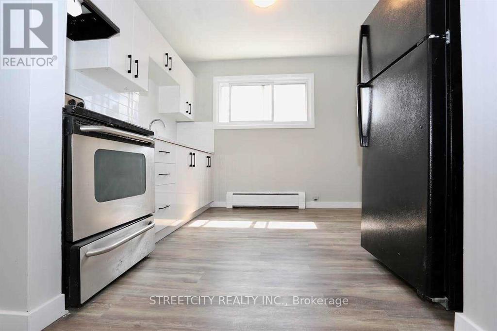 3 - 394 Thiel Street, London East, Ontario  N5W 4P8 - Photo 5 - X12406031