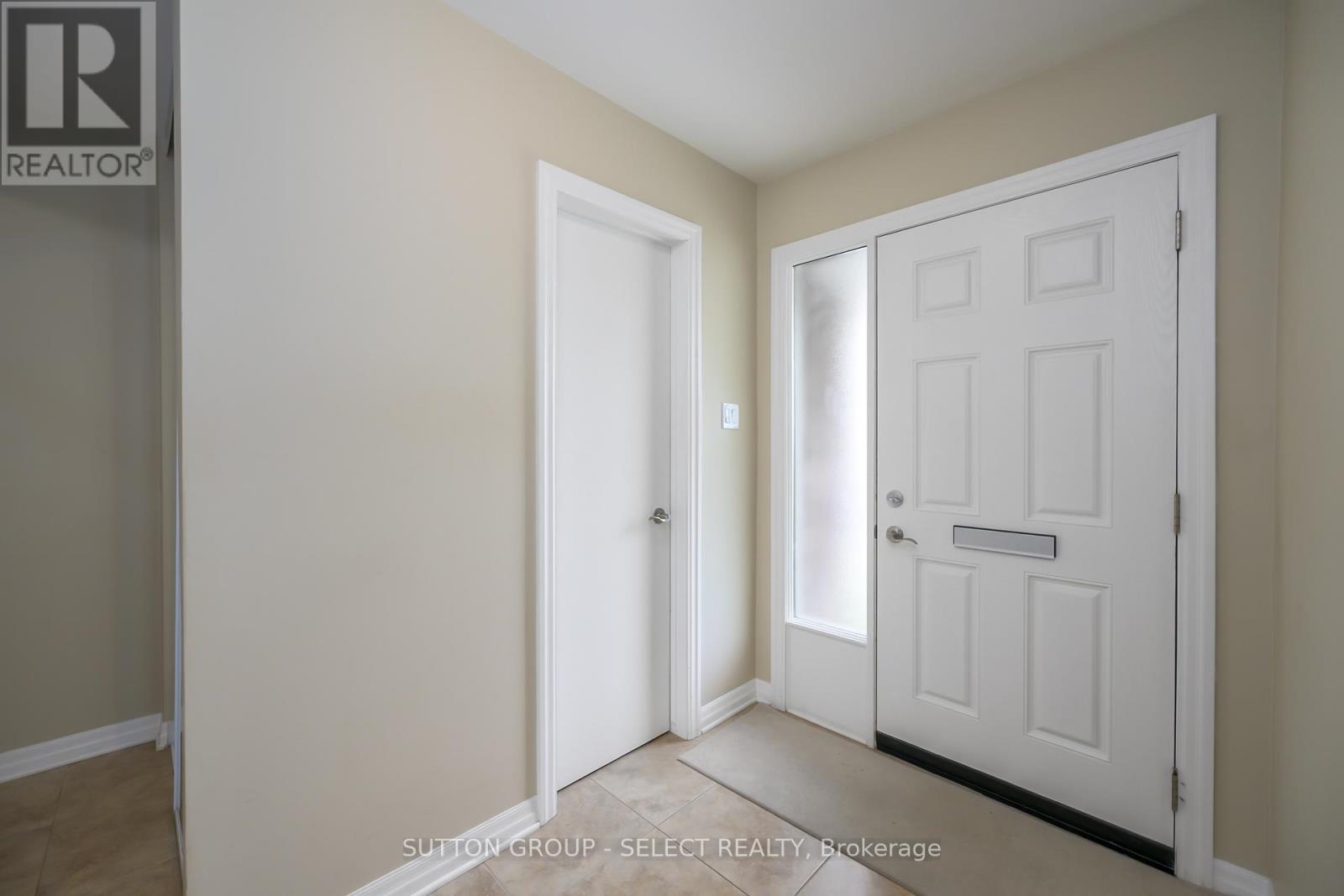 716 Fanshawe Park Road E, London North, Ontario  N5X 2B9 - Photo 8 - X12406036