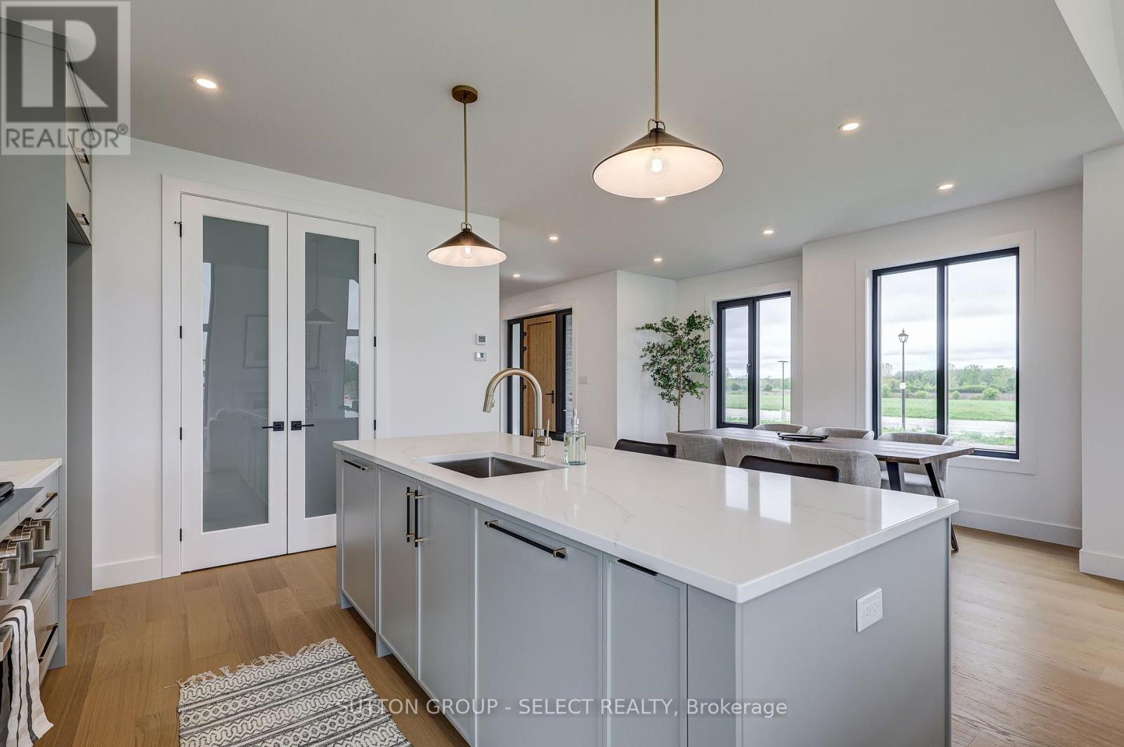 2 Five Stakes Street, Southwold, Ontario  N5P 3T2 - Photo 18 - X12406101