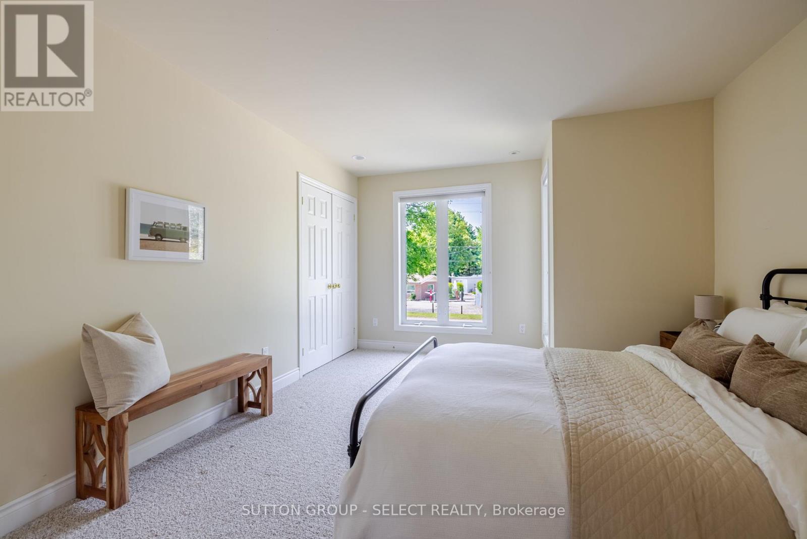 7474 Riverside Drive, Lambton Shores, Ontario  N0M 2L0 - Photo 23 - X12406112