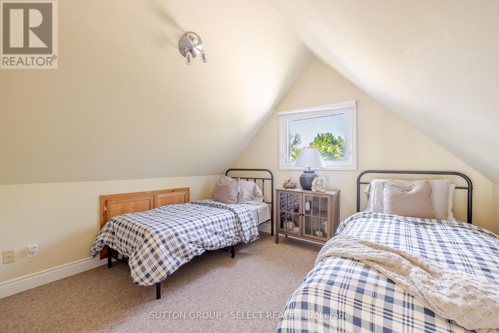 7474 Riverside Drive, Lambton Shores, Ontario  N0M 2L0 - Photo 27 - X12406112