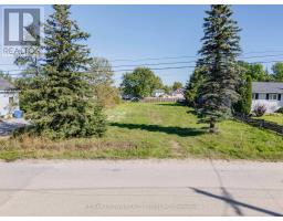 52 Brunelle Road S, Kapuskasing, Ca