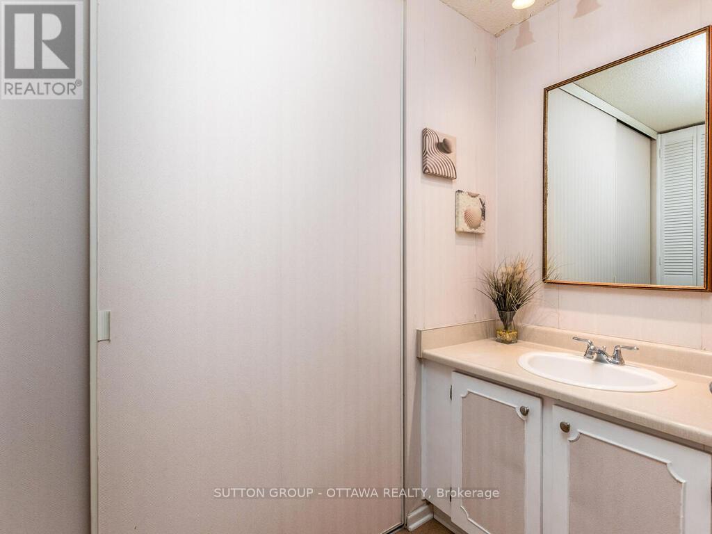203 - 2951 Riverside Drive, Ottawa, Ontario  K1V 8W6 - Photo 22 - X12405924