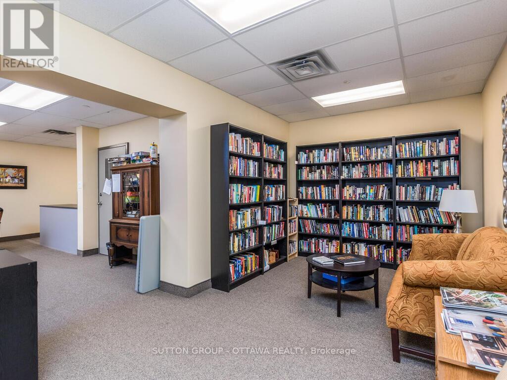 203 - 2951 Riverside Drive, Ottawa, Ontario  K1V 8W6 - Photo 35 - X12405924