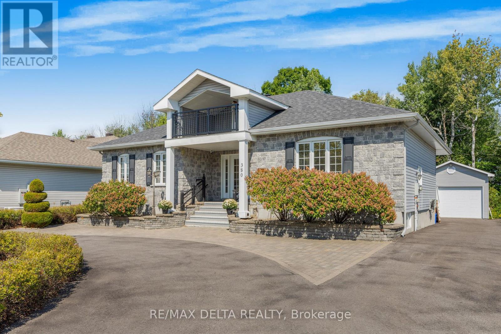 380 Albert Street, Hawkesbury, Ontario  K6A 3J8 - Photo 2 - X12405944