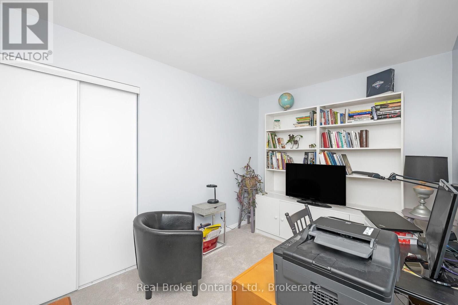 163 Ross Lane, Oakville, Ontario  L6H 5K3 - Photo 26 - W12406013
