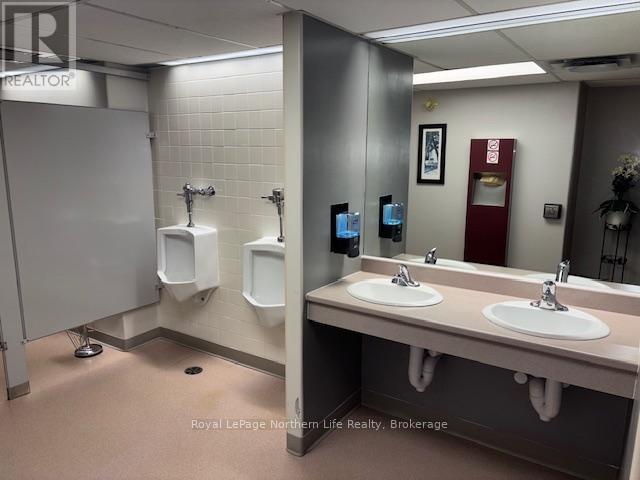 301 - 1350 Fisher Street, North Bay, Ontario  P1B 2H1 - Photo 37 - X12406062