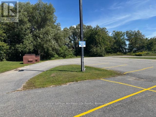 301 - 1350 Fisher Street, North Bay, Ontario  P1B 2H1 - Photo 9 - X12406062