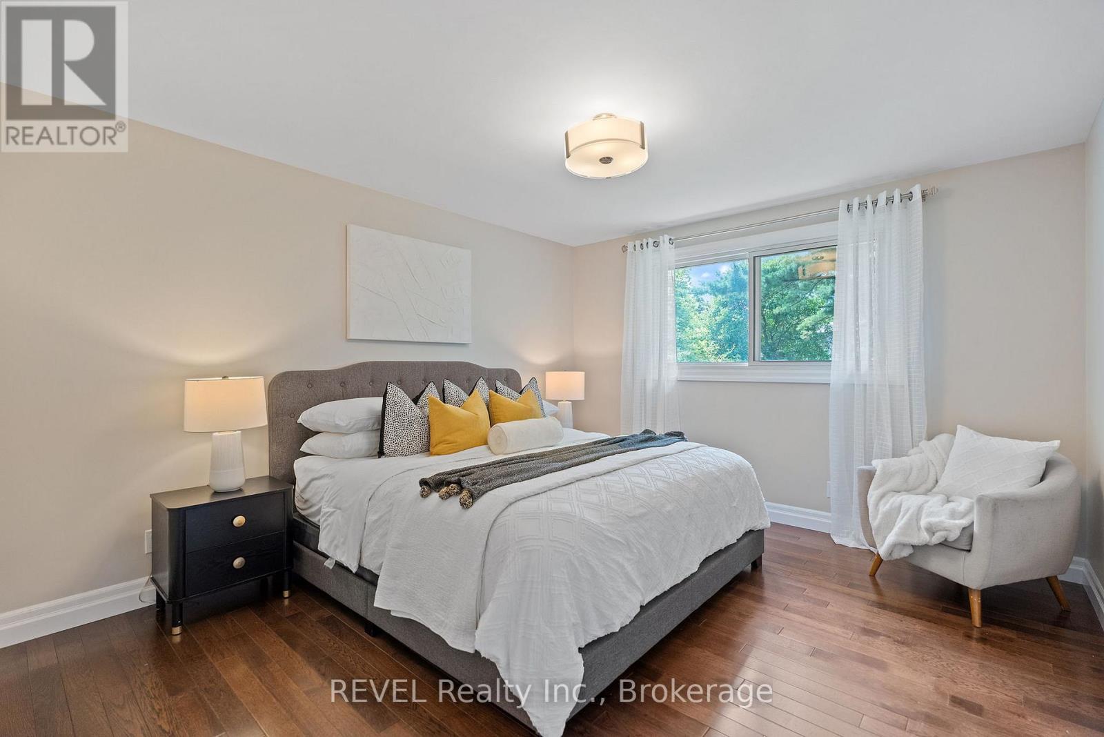 733 Line 1 Road, Niagara-On-The-Lake, Ontario  L0S 1T0 - Photo 20 - X12405968