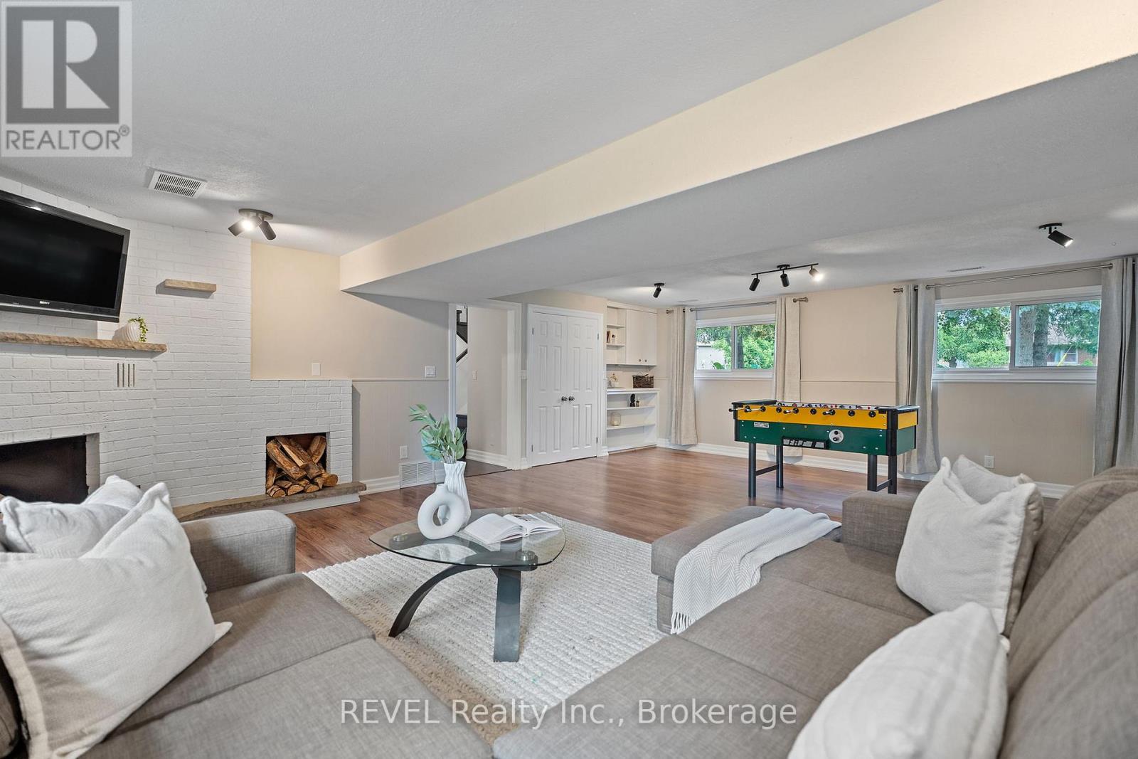 733 Line 1 Road, Niagara-On-The-Lake, Ontario  L0S 1T0 - Photo 29 - X12405968