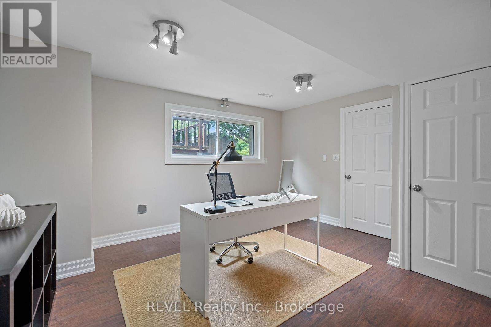 733 Line 1 Road, Niagara-On-The-Lake, Ontario  L0S 1T0 - Photo 30 - X12405968