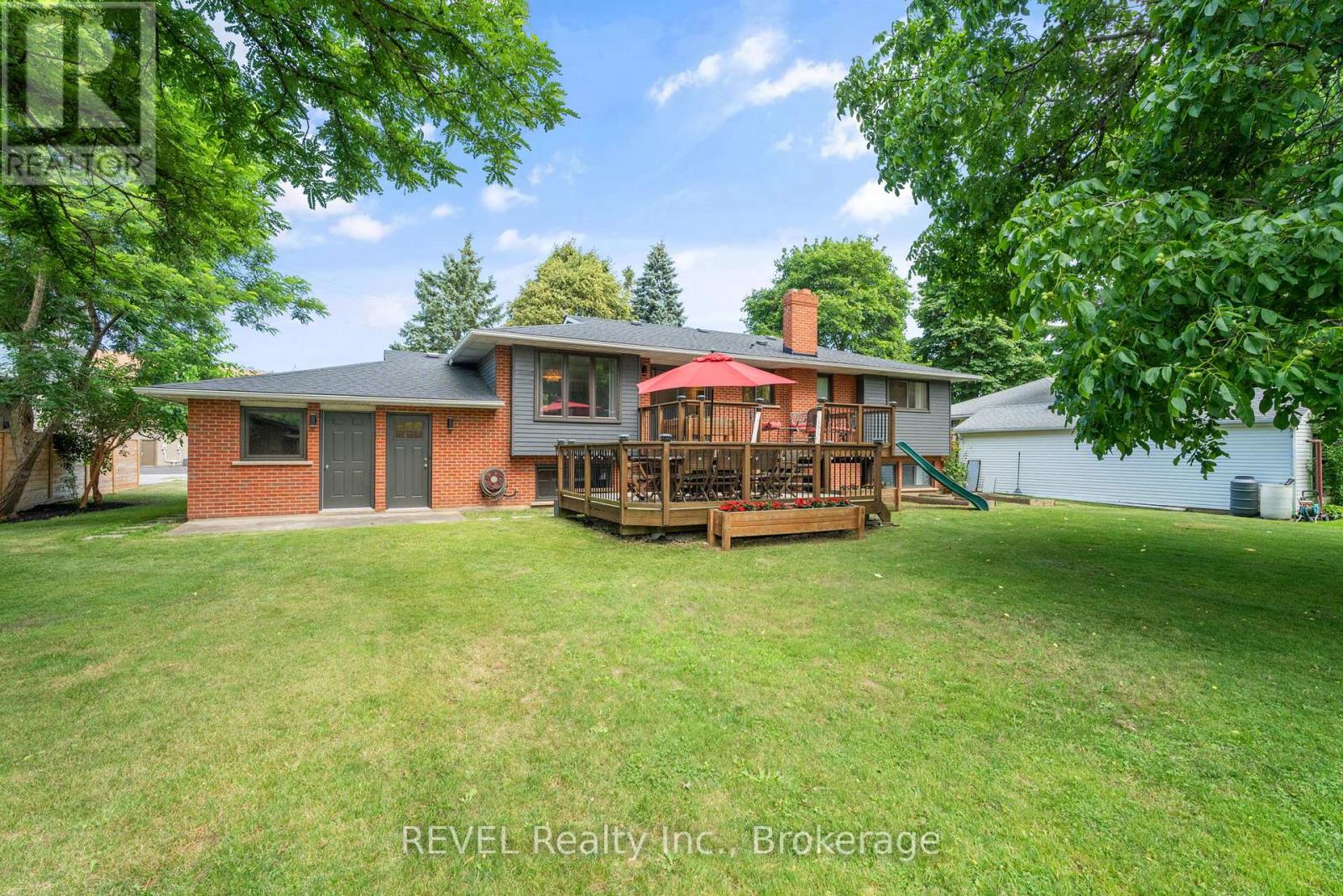 733 Line 1 Road, Niagara-On-The-Lake, Ontario  L0S 1T0 - Photo 37 - X12405968