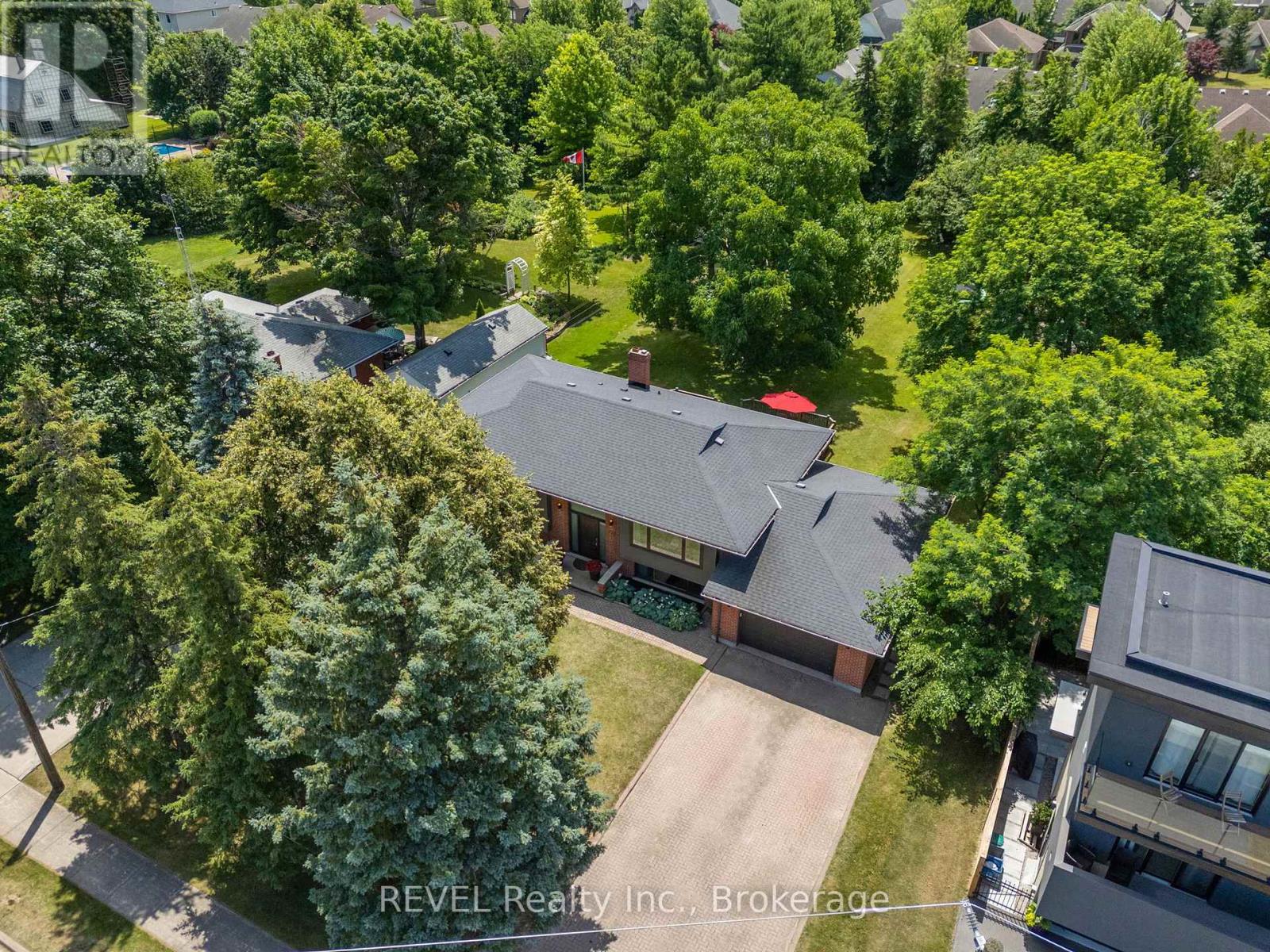733 Line 1 Road, Niagara-On-The-Lake, Ontario  L0S 1T0 - Photo 43 - X12405968