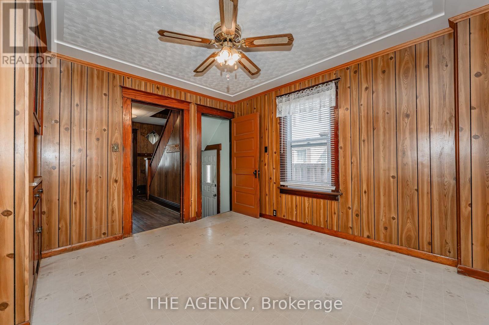 217 Mitchell Street, Port Colborne, Ontario  L3K 1Y4 - Photo 11 - X12405984