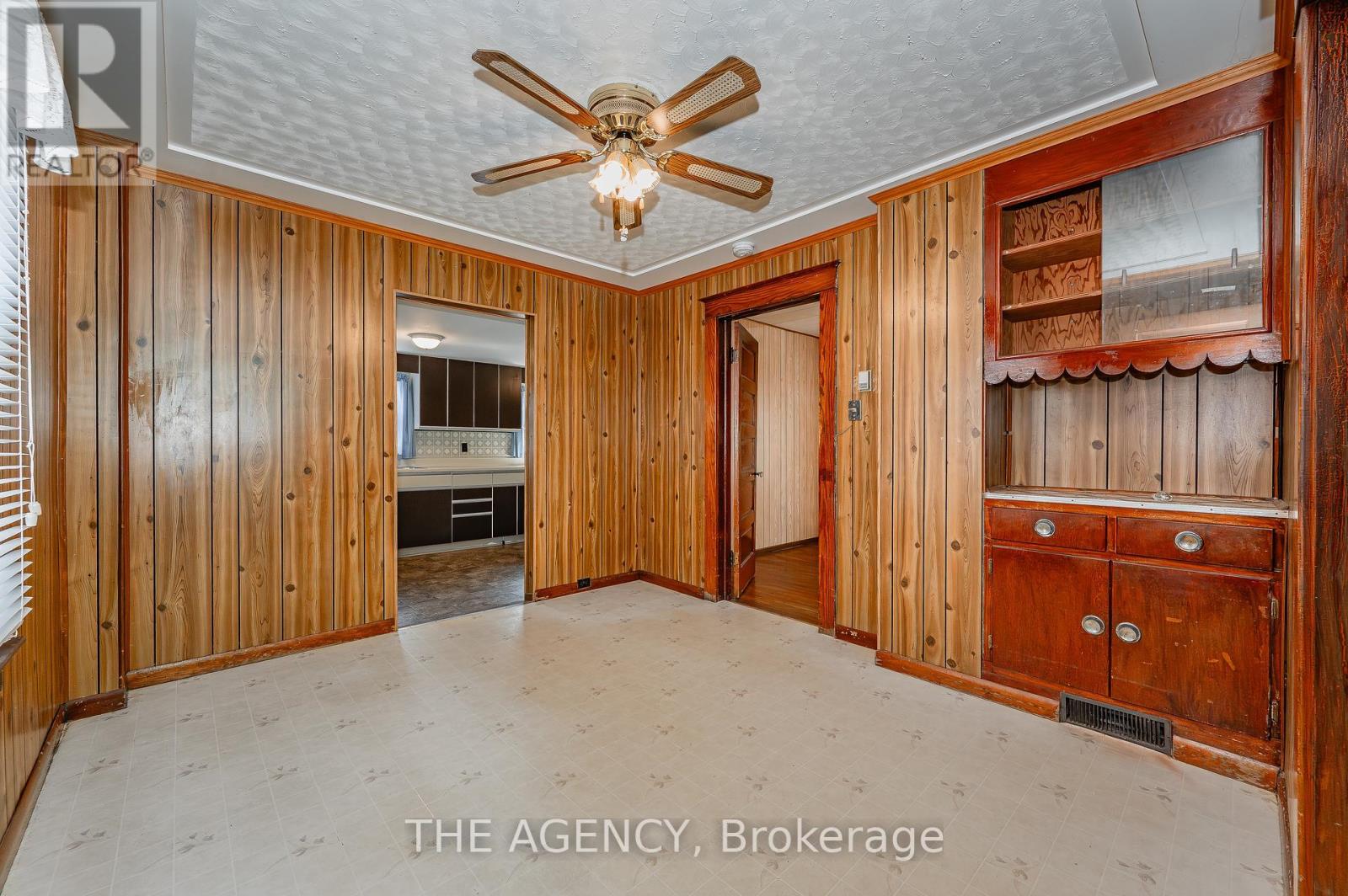 217 Mitchell Street, Port Colborne, Ontario  L3K 1Y4 - Photo 9 - X12405984