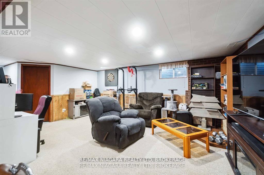 6579 Crawford Street, Niagara Falls, Ontario  L2E 5Z3 - Photo 21 - X12405994