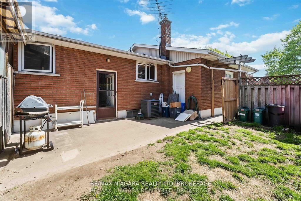6579 Crawford Street, Niagara Falls, Ontario  L2E 5Z3 - Photo 29 - X12405994