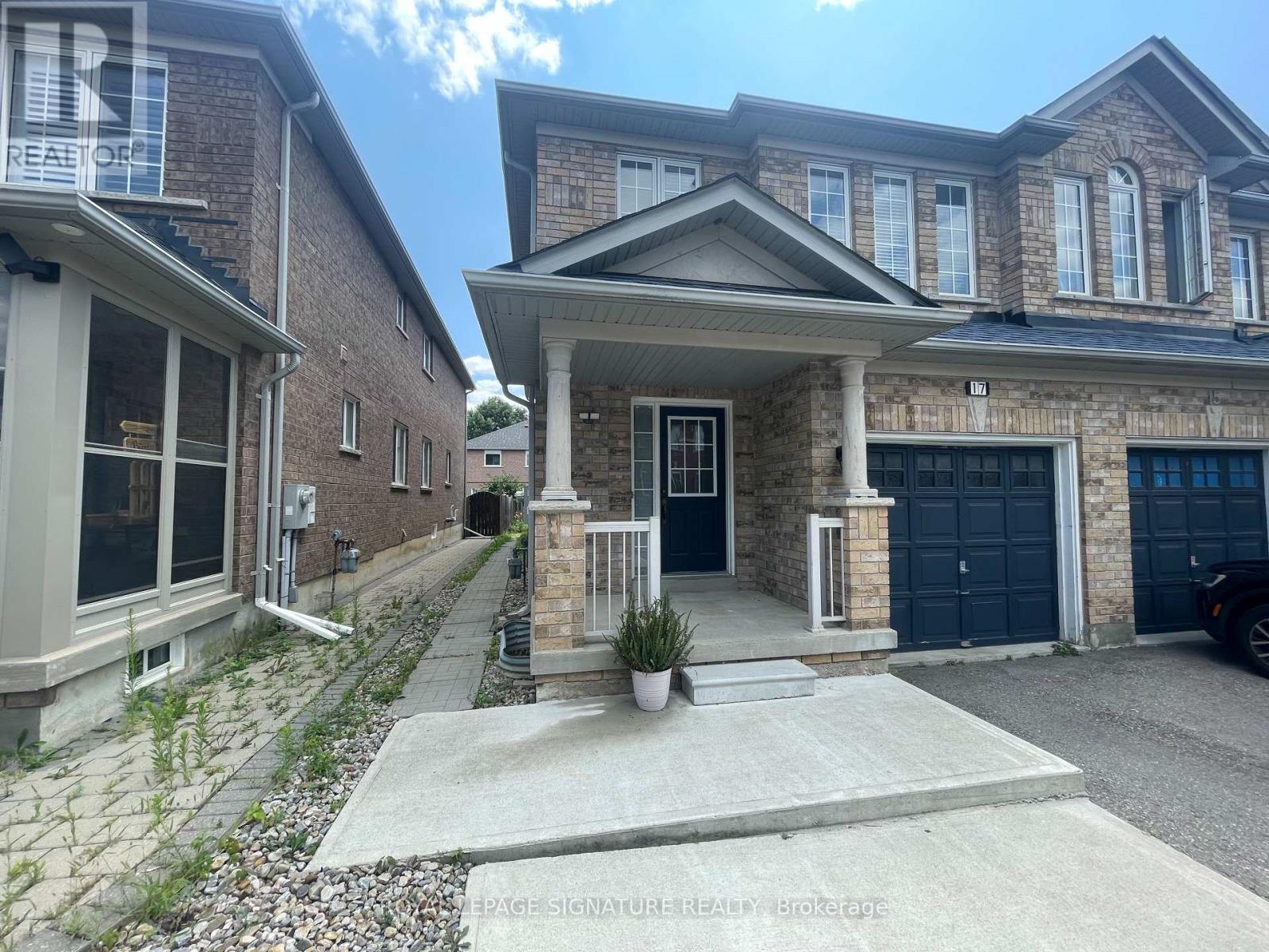 17 NEUCHATEL AVENUE, Vaughan, Ontario