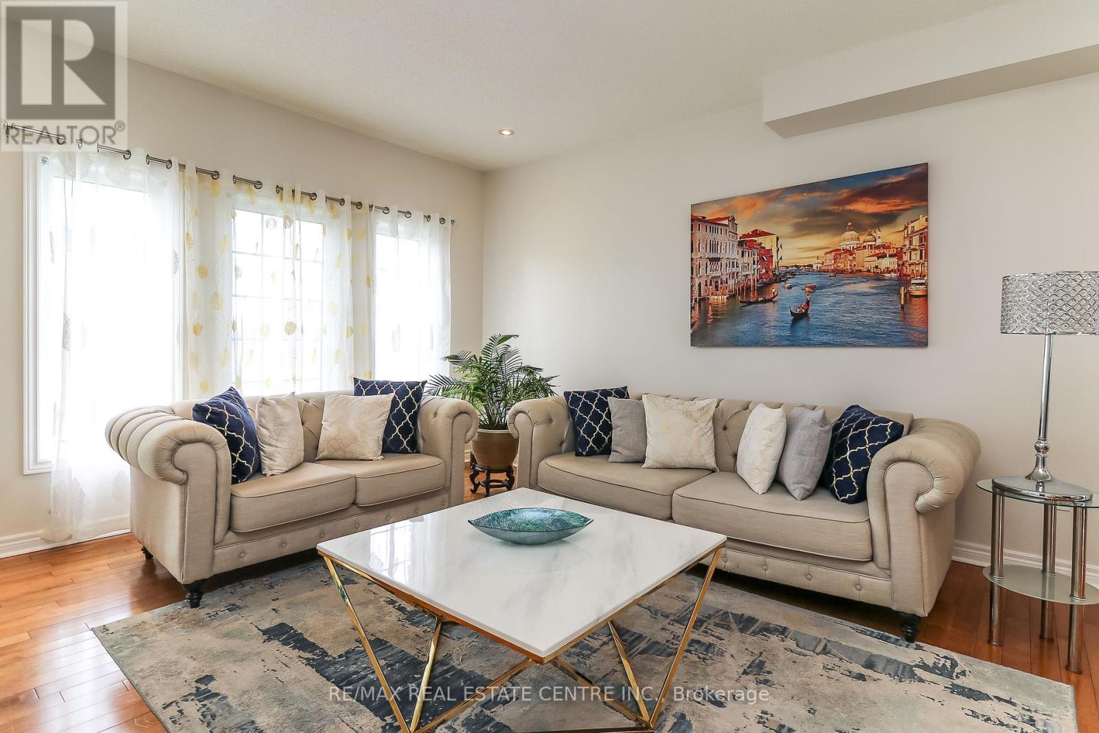 1 Sandringham Drive, Barrie, Ontario  L4N 0J9 - Photo 6 - S12405886