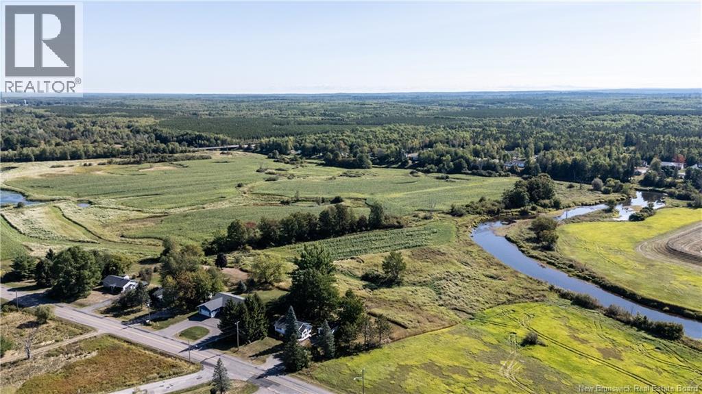 84 Old Post Road, Petitcodiac, New Brunswick  E4Z 4N9 - Photo 2 - NB126592