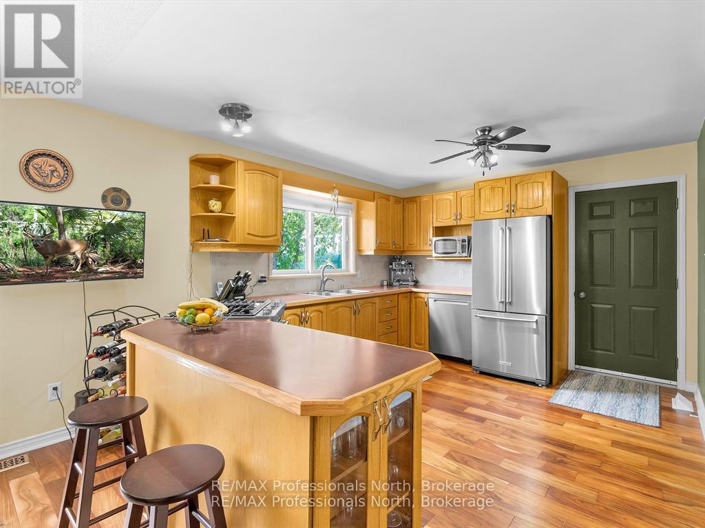 1287 Golden Beach Road, Bracebridge, Ontario  P1L 1C5 - Photo 20 - X12272935