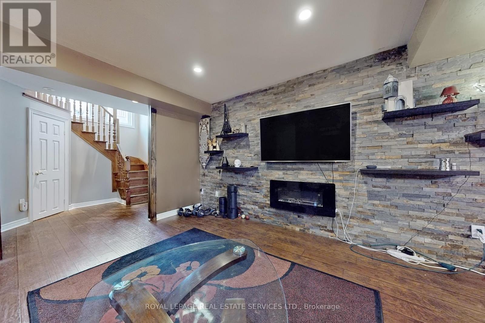 5861 Tenth Line W, Mississauga, Ontario  L5M 6V4 - Photo 32 - W12405873