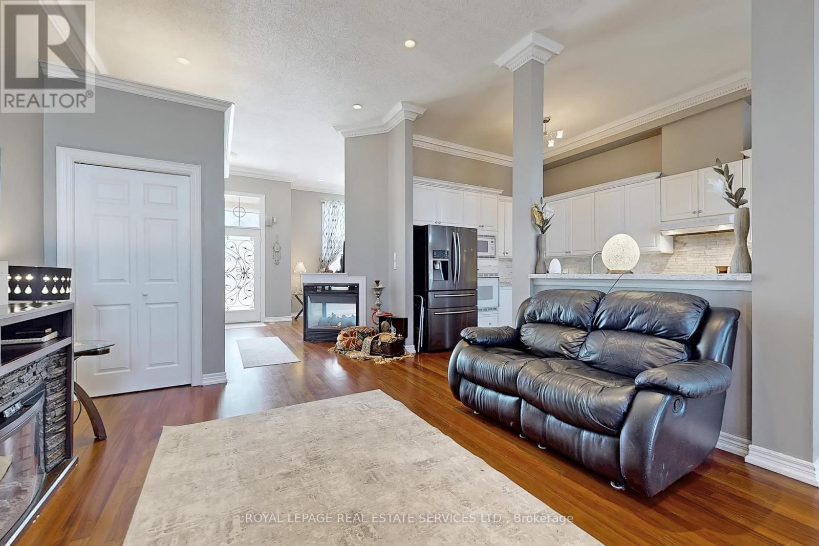5861 Tenth Line W, Mississauga, Ontario  L5M 6V4 - Photo 8 - W12405873