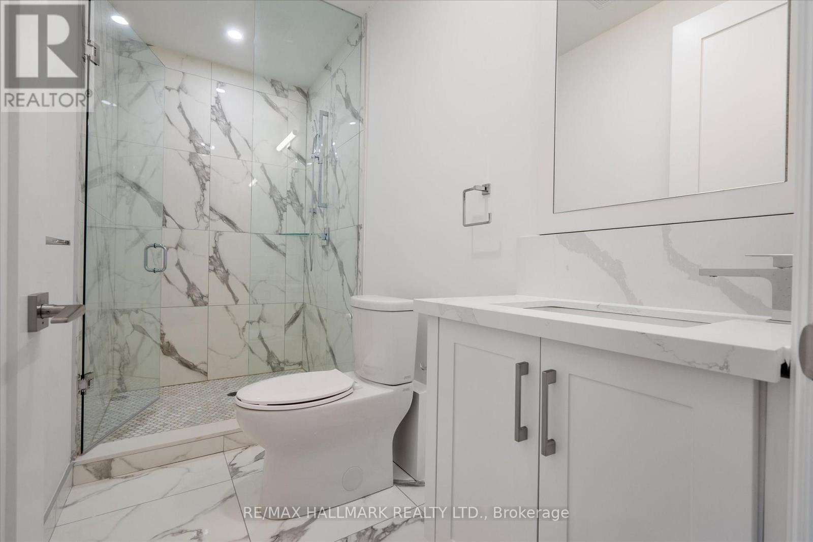 31 St.gaspar's Court, Toronto, Ontario  M9L 2J7 - Photo 42 - W12405878