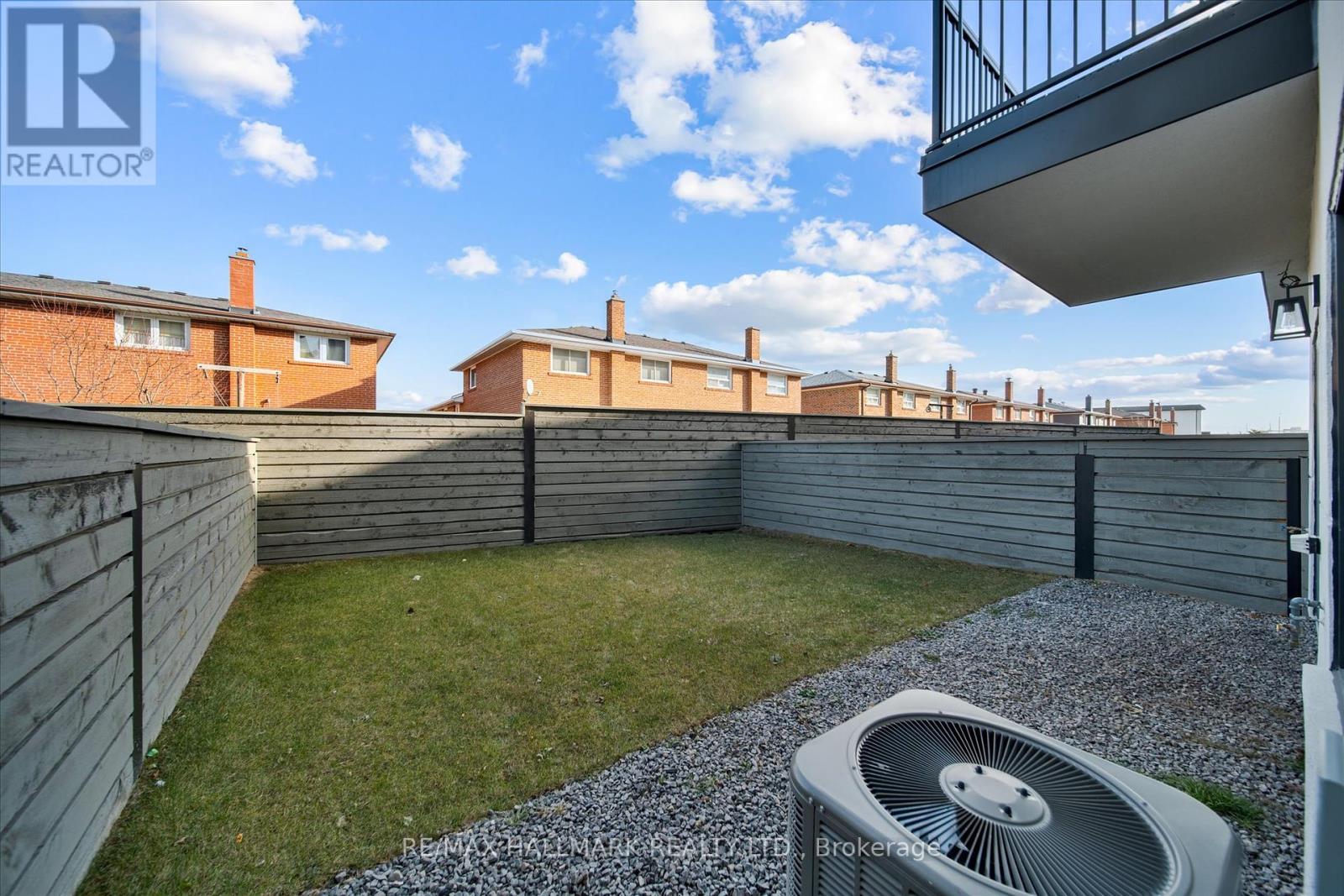 31 St.gaspar's Court, Toronto, Ontario  M9L 2J7 - Photo 44 - W12405878