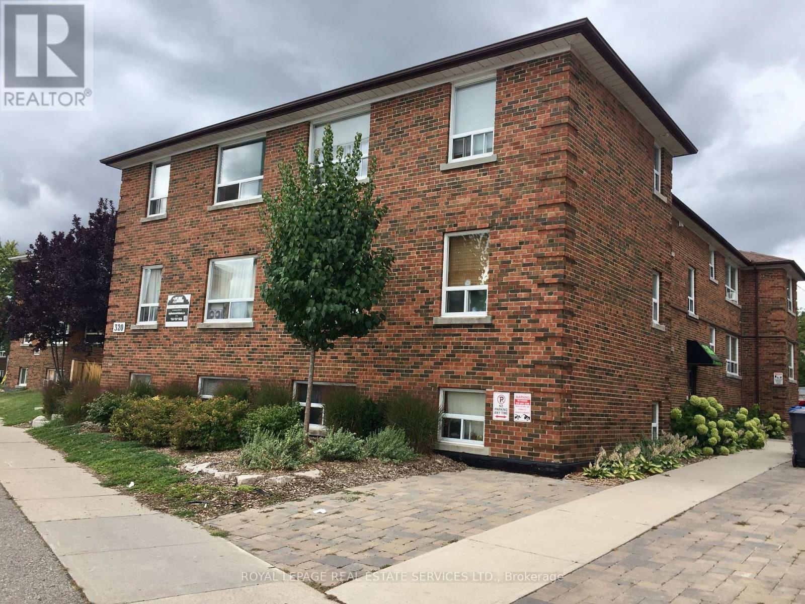 2 - 320 LAKESHORE ROAD, Mississauga, Ontario