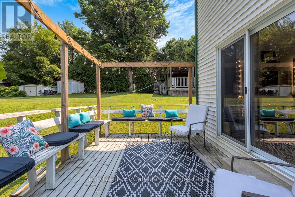 9 Oakwood Avenue, Norfolk, Ontario  N3Y 1H4 - Photo 13 - X12406098