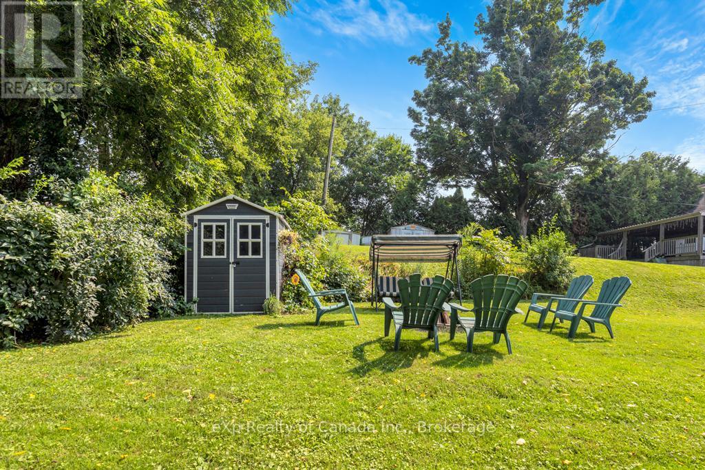 9 Oakwood Avenue, Norfolk, Ontario  N3Y 1H4 - Photo 9 - X12406098