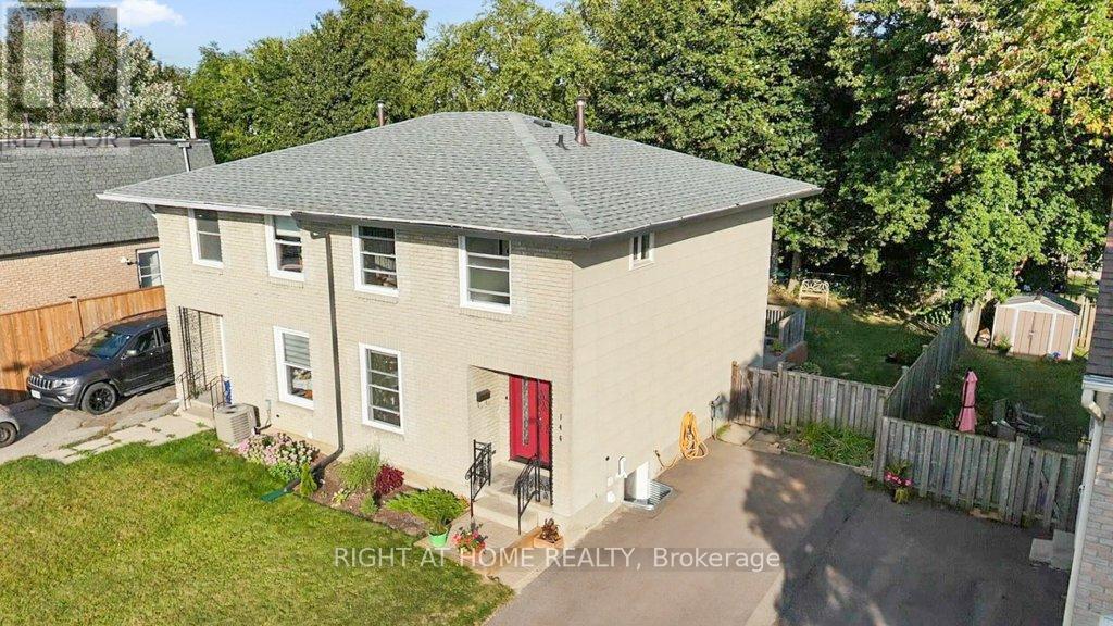 146 Greendale Crescent, Kitchener, Ontario  N2A 2R6 - Photo 27 - X12404043