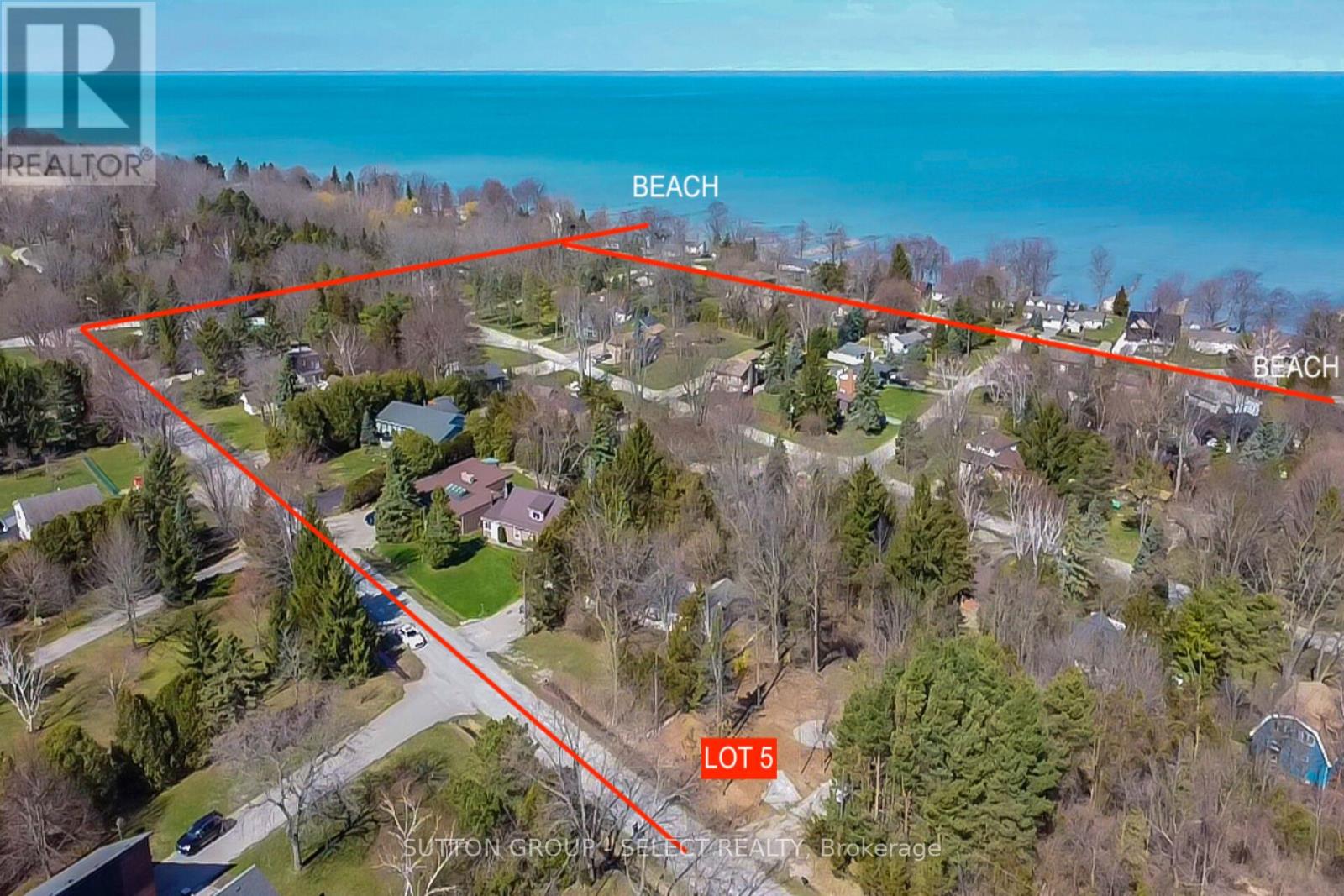 5 Huron View Avenue, Lambton Shores, Ontario  N0N 1J7 - Photo 3 - X12392108