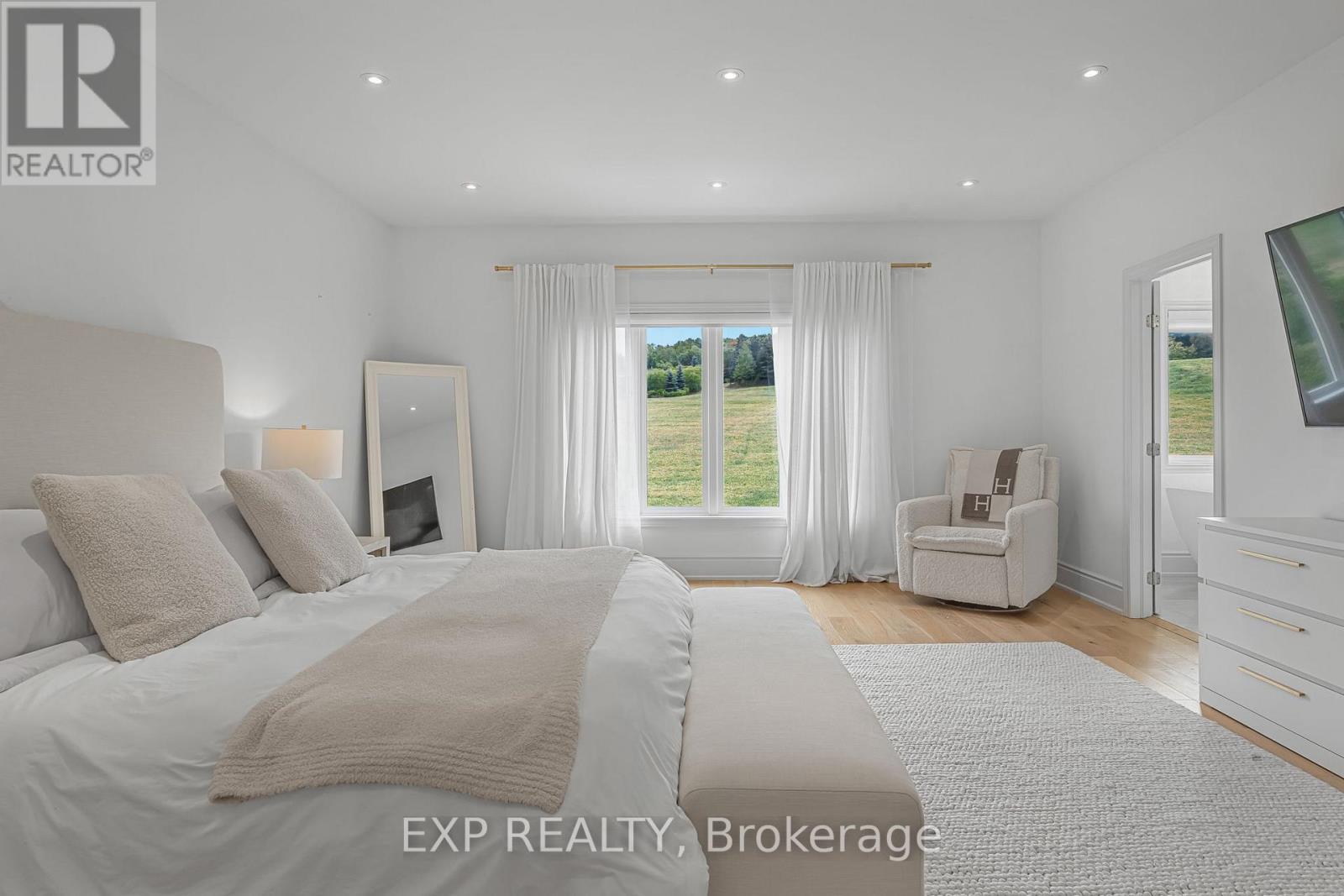 3978 Highland Park Drive, Lincoln (Beamsville), Ontario  L3J 0T1 - Photo 33 - X12405858