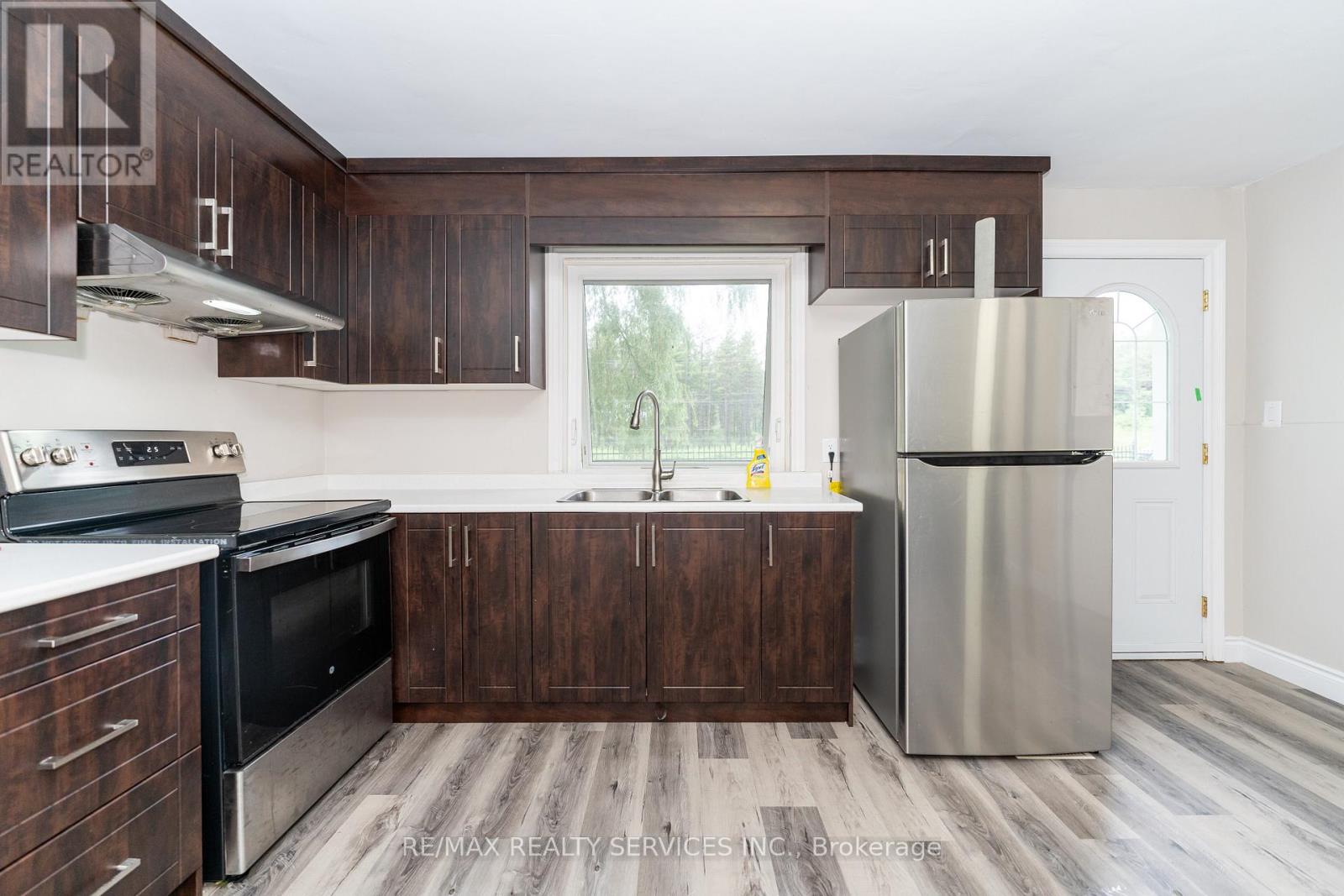 2178 Highway 6, Hamilton, Ontario  N0B 2J0 - Photo 11 - X12405902