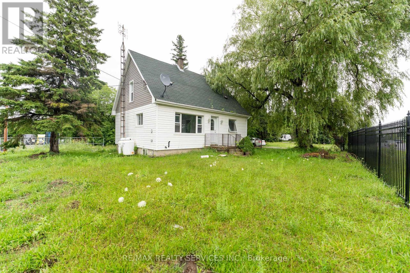 Property at 2178 HIGHWAY 6 image 5