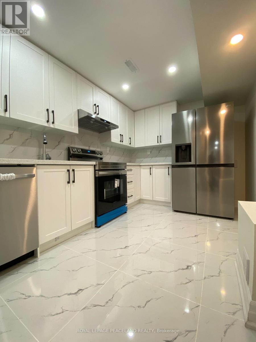 Basement-Legal Walk  Out - 30 Meadow Vista Crescent, East Gwillimbury, Ontario  L9N 0T4 - Photo 11 - N12401774
