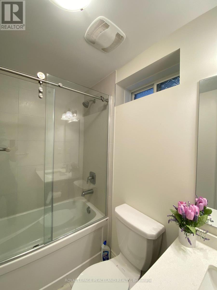 Basement-Legal Walk  Out - 30 Meadow Vista Crescent, East Gwillimbury, Ontario  L9N 0T4 - Photo 13 - N12401774
