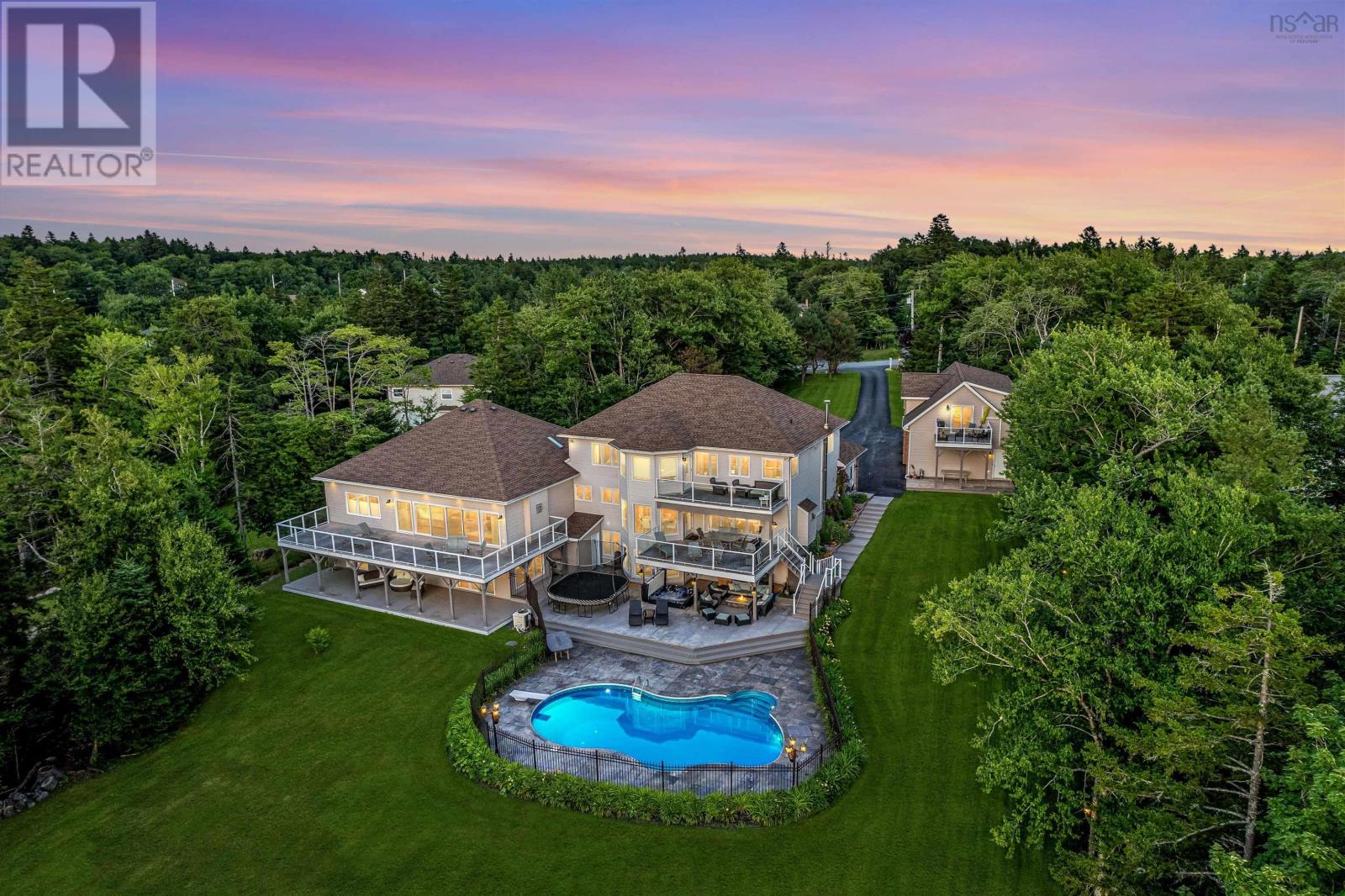 47 Long Lake Drive, Kingswood, Nova Scotia