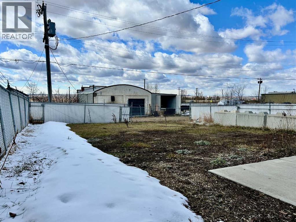 125 2 Avenue Se, Three Hills, Alberta  T0M 2A0 - Photo 11 - A2208329