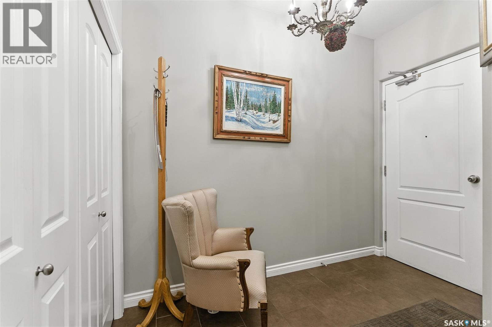 303 227 Pinehouse Drive, Saskatoon, Saskatchewan  S7K 6N9 - Photo 5 - SK018475
