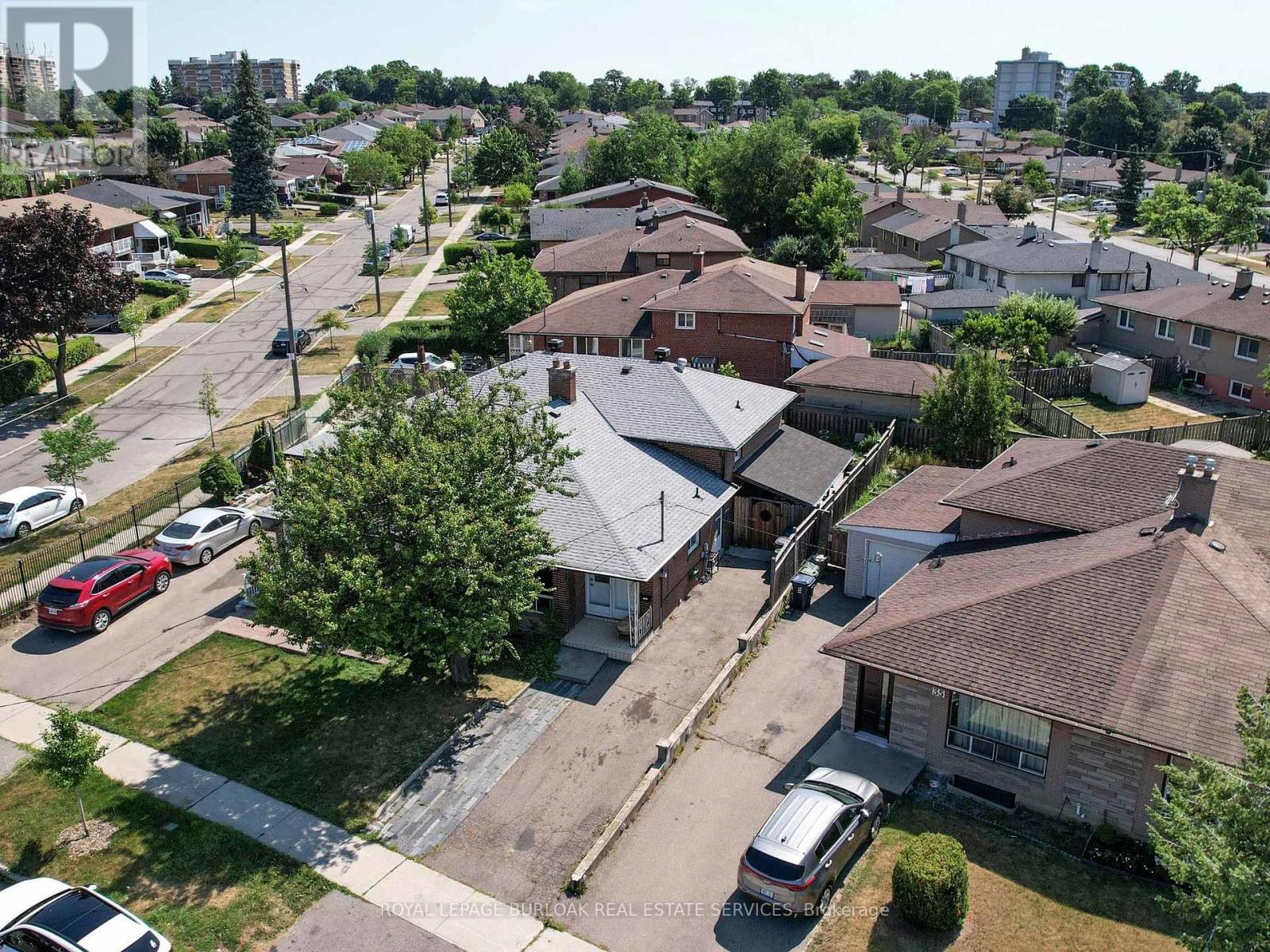 37 Hucknall Road, Toronto, Ontario  M3J 1V7 - Photo 44 - W12298500