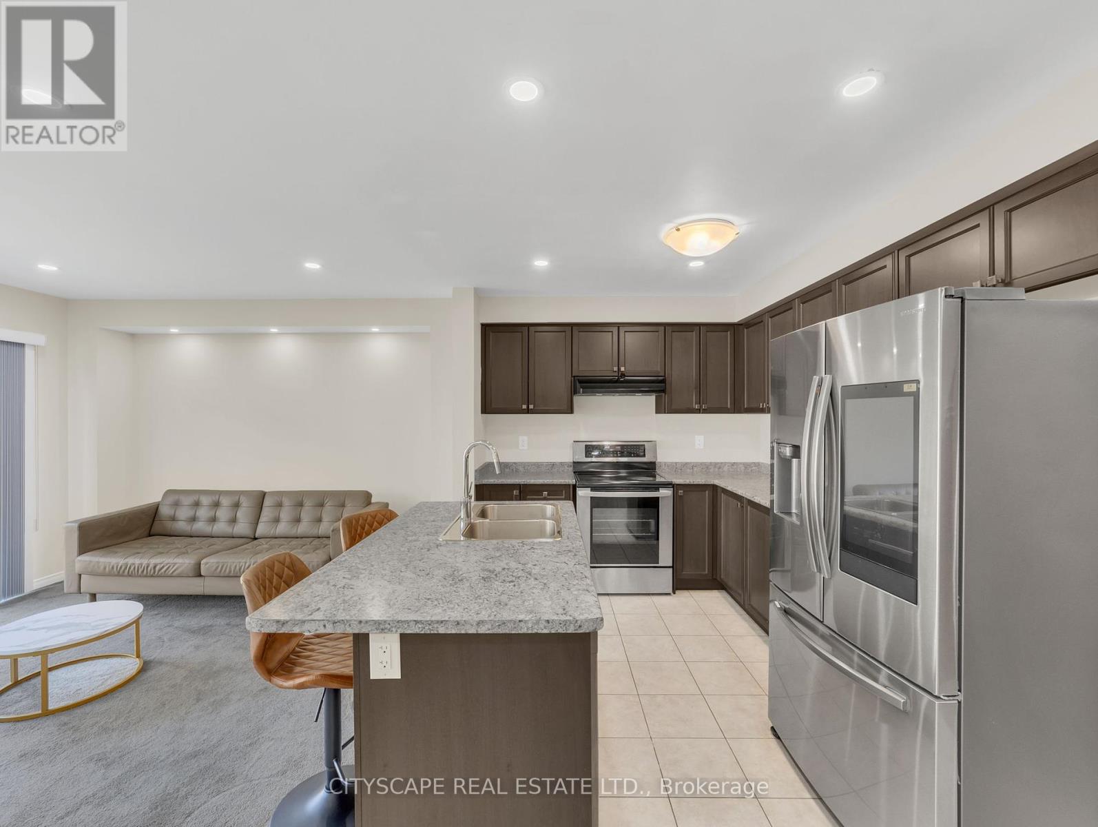 7725 Shagbark Avenue, Niagara Falls, Ontario  L2H 3R9 - Photo 5 - X12369378