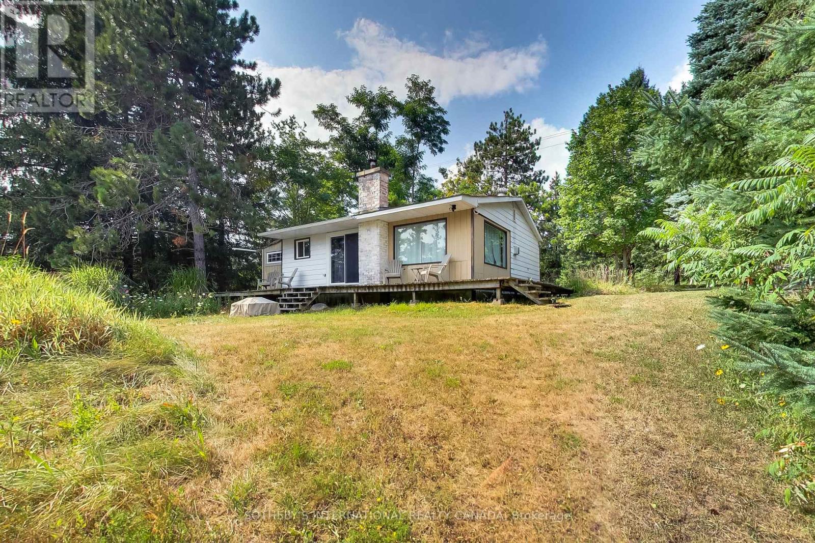 4 Dell Street, Mulmur, Ontario  L0N 1H0 - Photo 5 - X12355777
